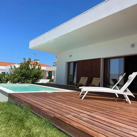 Villa Casa Dana, Work, Surf, Relax With Family Or Friends *